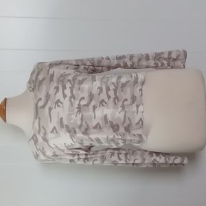 MOA MOA LONG SLEEVE CROP T-SHIRT, CAMOUFLAGE, SIZE MEDIUM